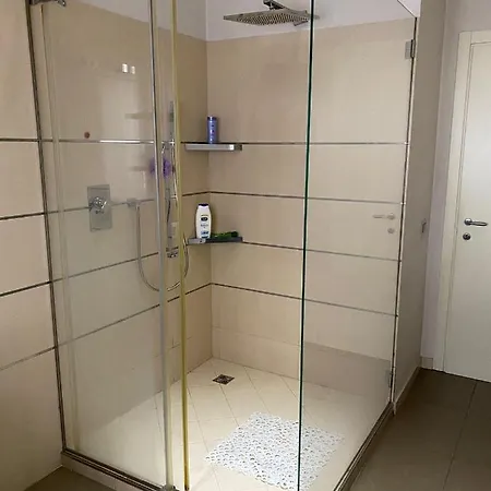 Apartment Lovely In The New Porta Nuova Area Milan